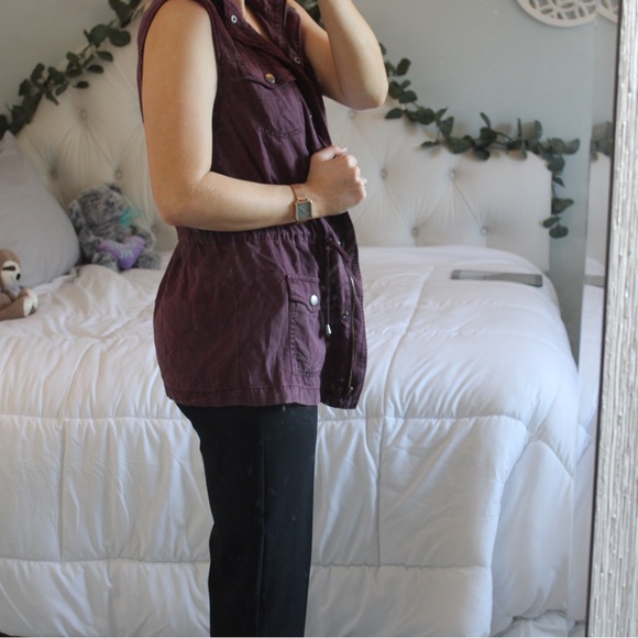 ALTERD STATE Maroon Vest - Picture 3 of 7